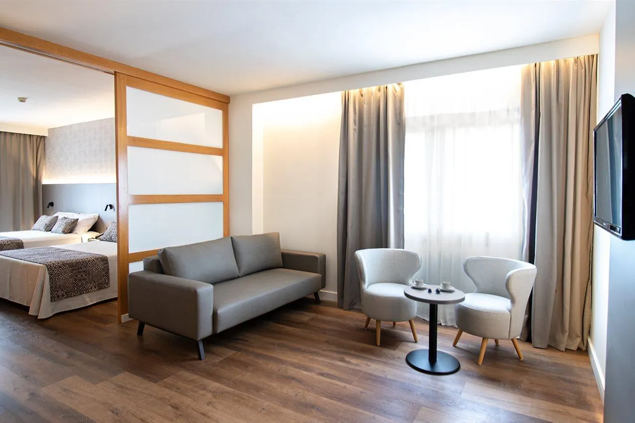 Hotel Golden Bahia De Tossa & Spa 4* Sup. Tossa de Mar