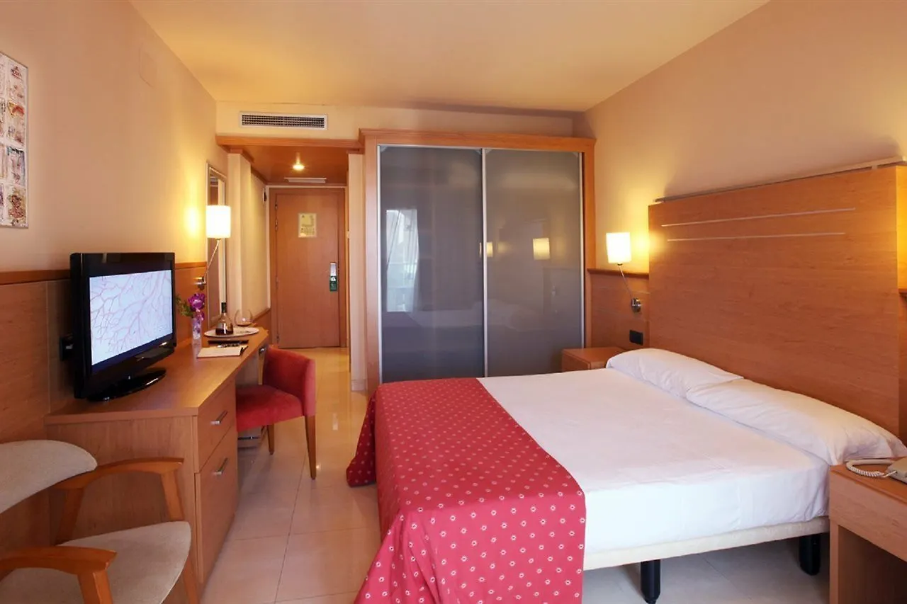 Golden Bahia De Tossa & Spa 4* Sup. Tossa de Mar 4*,  İspanya